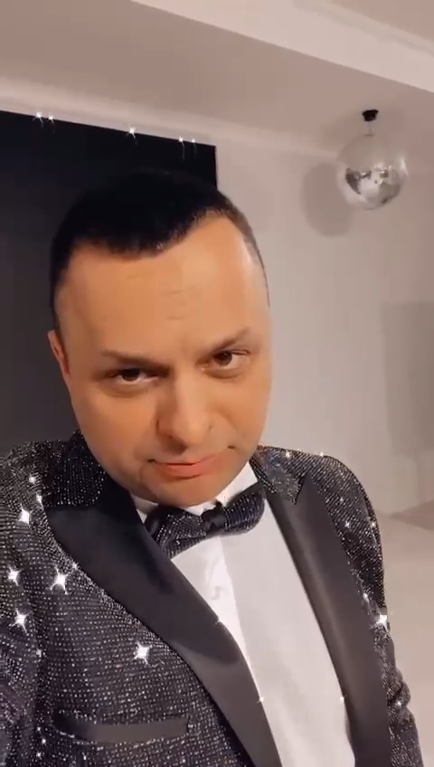 Видео с ведущим